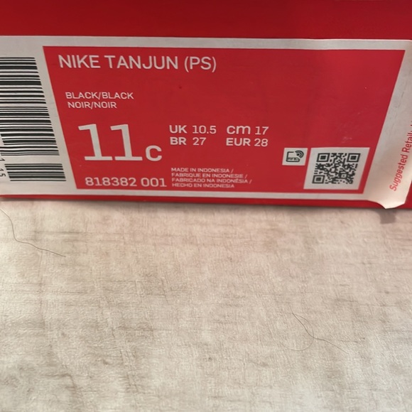 💕SOLD💕Nike Tanjun black toddler sneakers - Picture 2 of 8